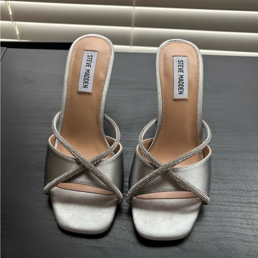 Steve Madden Metallic Silver Strappy Heels